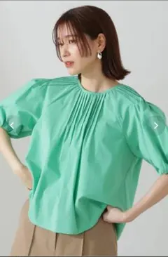 値下げ n.ナチュラルビューティーベーシック 美品 ピンタックパフブラウスのサムネイル
