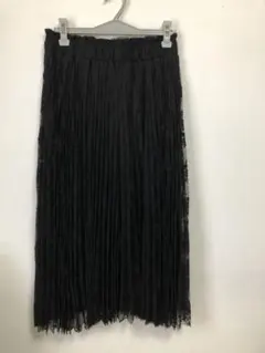 Stradivarius  ストラディバリウス　レースロングスカート　ブラック