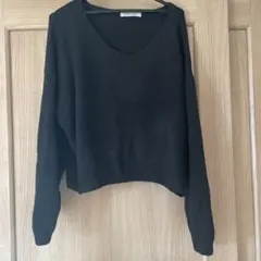 【新品未使用】ブラック Vネック ニットセーター Lサイズ