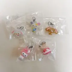 サンリオ ゆるっとめじるしアクセサリー ウサハナ しろうさ くろうさ セミコンプ