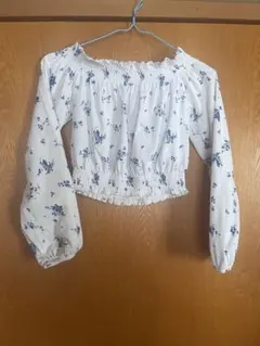 フラワープリント オフショルダー トップス h&m