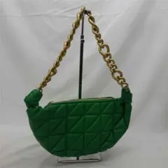 ♡ZARA　ザラ　グリーンレザーショルダーバッグ キルティング