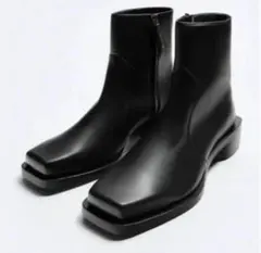 【即完品】ZARA×メゾンスペシャル スクエアヒールブーツのサムネイル