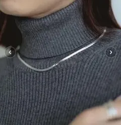 スネークチェーンネックレス