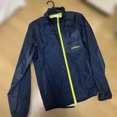 adidas ウィンドブレーカー ランニングウェア