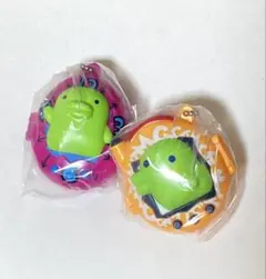 【新品•未開封】たまごっち　スイングケース　ガチャガチャ　くちぱっち２点セット