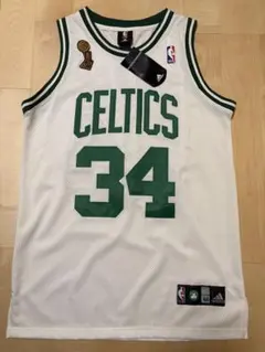 Item thumbnail for item f0453e76-2dd0-43d6-b809-9d6fae3e6310