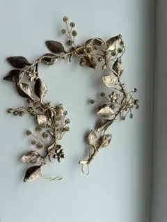 ウェディング ヘッドドレス ゴールド リーフのサムネイル
