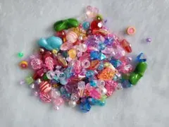 中古品 カラフルビーズ デコパーツセット