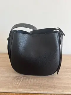 JISTORYショルダーバッグ レザー ブラック