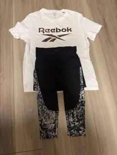 Reebok レディーストレーニングウェア2点セット　tシャツ&レギンス