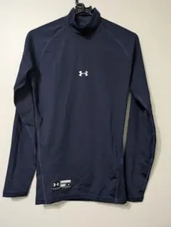 【美品】UNDER ARMOUR ハイネックアンダーシャツ　Mネイビー