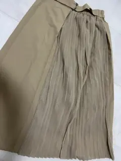 GU ベージュ プリーツスカート XXL