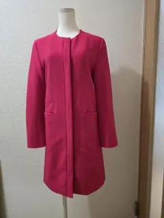 ノーカラーピンクコート