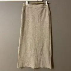 ⚪︎ GU ジーユー ベージュ ナロースカート　M