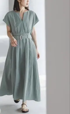 IENA イエナ B.サッカーVネックワンピース グリーン みーさん 新品未使用】IENA イエナ B.サッカーVネックワンピース グリーンみー