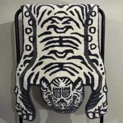 新品未使用: detail チベタンタイガーラグ　ホワイト S