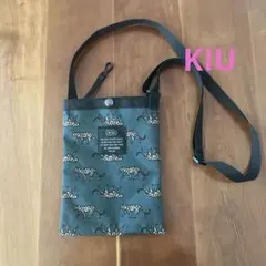 【KiU】サコッシュ　縦長　レオパード柄