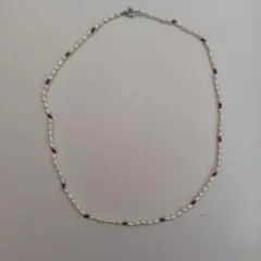 淡水真珠とパープルビーズのネックレス