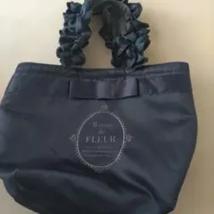 Maison de FLEUR ブラック ハンドバッグ