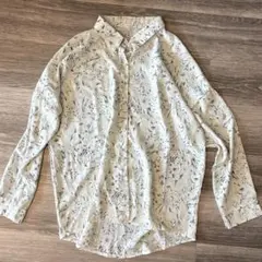 【美品】DHOLIC 花柄 長袖シャツ ブラウス とろみ素材　白　ホワイトのサムネイル