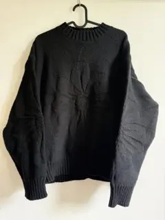 エンボス加工 フラワー柄 ニット ブラック