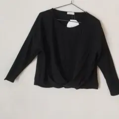 【未使用】アースミュージックアンドエコロジー 裾タックブラウソー 黒