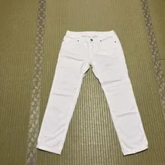 GU ホワイトデニムパンツ