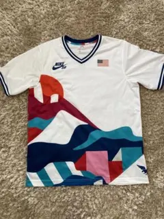 ２４時間セール☆匿名発送☆ナイジャ ナイキ NIKE SB USA ユニフォーム ナイキ SB」が日本とアメリカのスケートボード代表ユニホームを