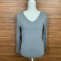 GU ジーユー ニット Tシャツ Mサイズ 灰色 グレー 長袖 無地 レーヨン