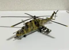 イタレリ 1/72 Mil-24Eハインド 完成品のサムネイル