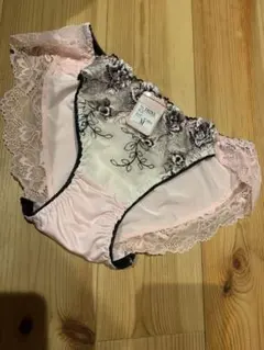 Item thumbnail for item 5a7c2edf-85a5-4145-adb2-c170d716b321