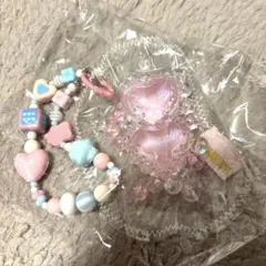 NiziU ニジュー ビーズキーホルダー - メルカリ