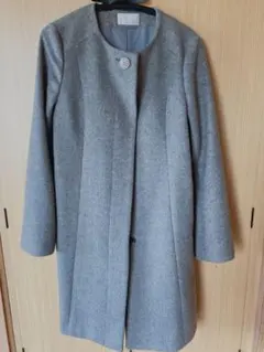 ノーカラーコート