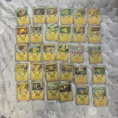 〈コンプリートセット〉30thピカチュウ 30種