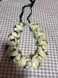 フラダンス用 レイ &クリップパープル系 造花 - メルカリ