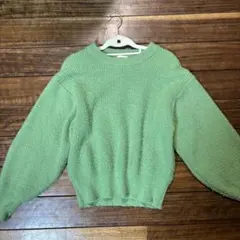 GU グリーン ニット 無地