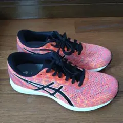 ASICS ランニングシューズ オレンジ・ブラック