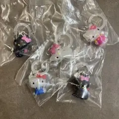 ハローキティ チャーム 5個セット　めじるしアクセサリー