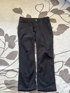 黒のLサイズパンツ