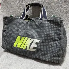 NIKE ボストンバッグ　90s 00s 総柄　チェック　大容量　ナイロンのサムネイル