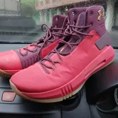 Under Armour バスケットボールシューズ