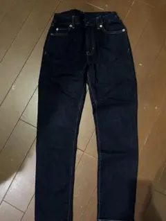 ユニクロ　デニムパンツ