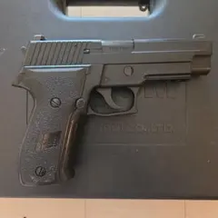 東京マルイ SIG SAUER P226 ガスガンマガジン2本付き - メルカリ