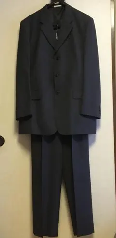 LES MUES ダークグレーストライプスーツセット