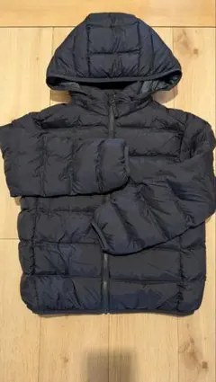 ユニクロ　UNIQLO　フード付きダウンジャケット