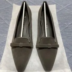 LE TALON グレー ポインテッドトゥ フラットシューズ