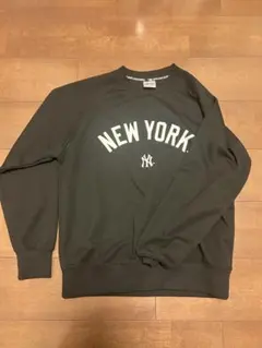 ブラック ニューヨークヤンキース　ロゴ　スウェット