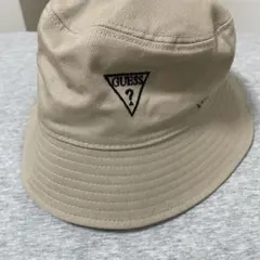 GUESS バケットハット ベージュのサムネイル