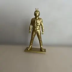 仮面ライダーゼッツフィギュア付きチョコスナック 「仮面ライダー2号（金色）」